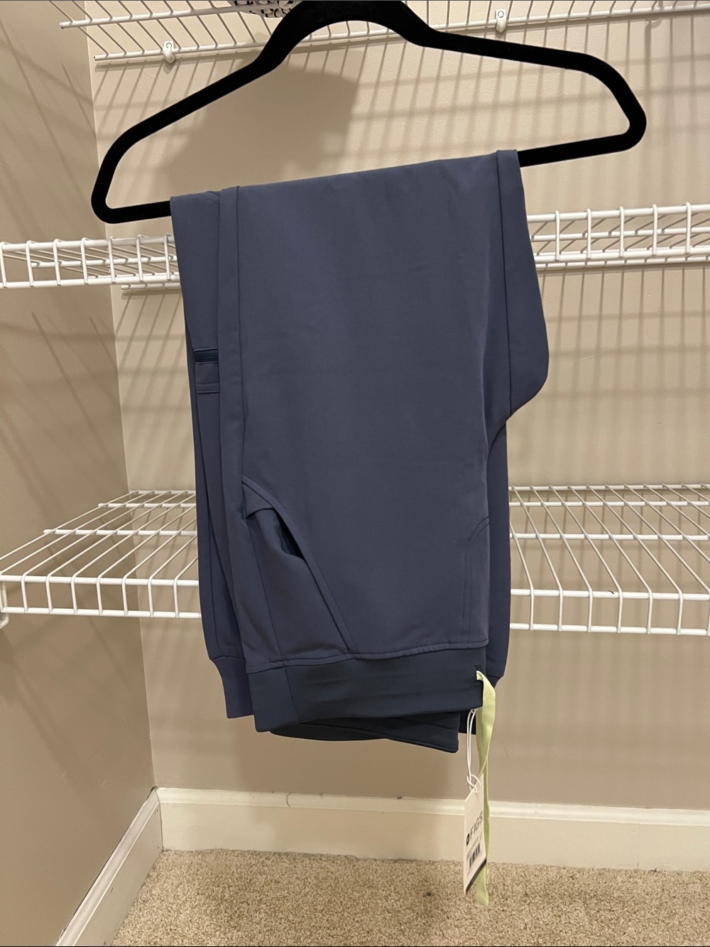 Woman’s FIGS Navy Performance Jogger Pants